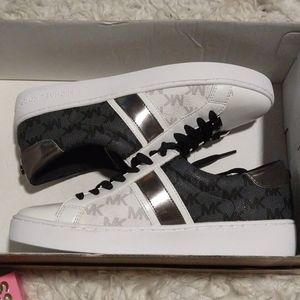 Michael Khors Sneakers